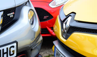 Record month for new car registrations in March