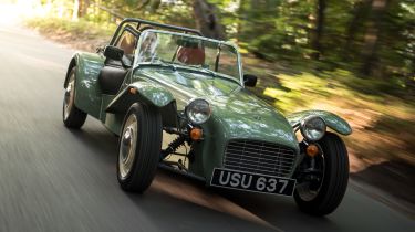 Caterham Seven Sprint - front tracking