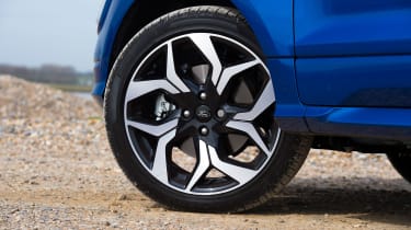 Ford EcoSport - wheel