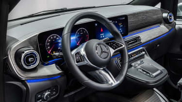 Mercedes V-Class facelift - dash