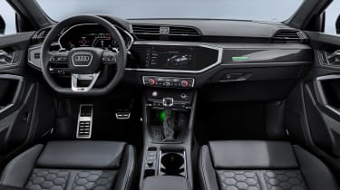 Audi RS Q3 Sportback - dash