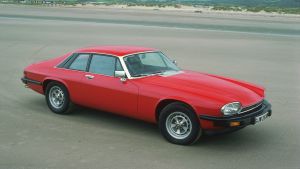 Jaguar%20XJS-2.jpg