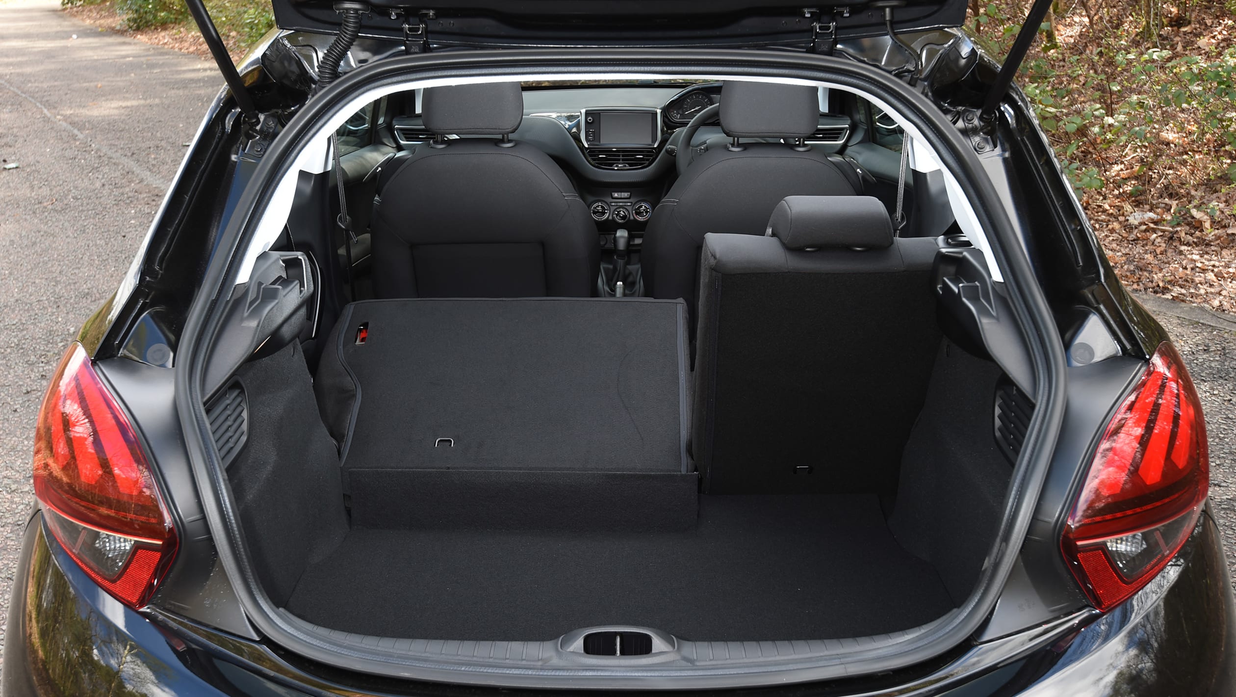 new Peugeot 208 Black Edition review - pictures | Auto Express