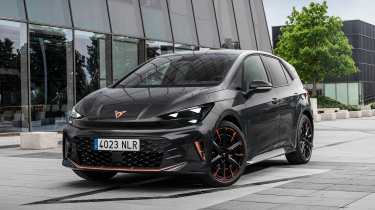 Cupra Born facelift - front static 