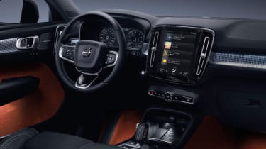 Volvo XC40 - dash