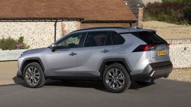 Toyota RAV4 - rear static