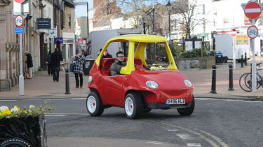 Cosy Coupe replica driving
