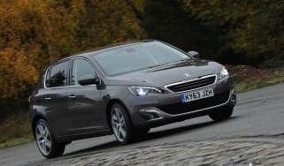 Peugeot 308 hatchback 2013 front
