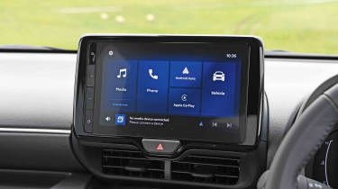 Toyota Yaris - infotainment main menu