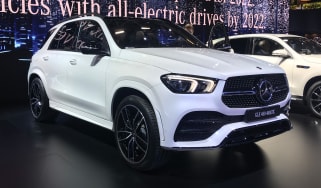 New Mercedes GLE front quarter
