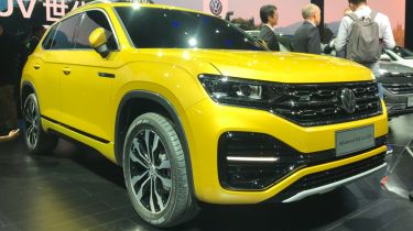 Volkswagen Advanced SUV front