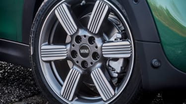 MINI Cooper S 60 Years Edition - wheel
