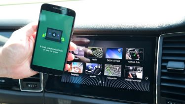 Smartphone connected to Skoda infotainment system