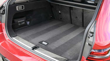 BMW i5 Touring M60 xDrive - boot 