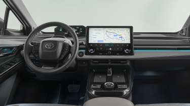 Toyota C-HR+ - dash