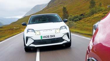 Alpine A290 vs Peugeot E-208 GTi - Alpine tracking