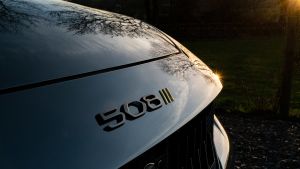 Peugeot 508 Sport Engineered - front badge