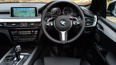 Used BMW X5 - dash