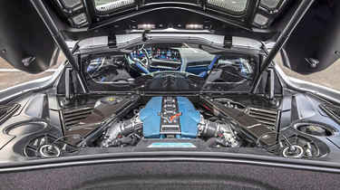 Corvette ZR1X 2026 - engine bay