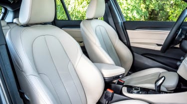 BMW X1 review - seats