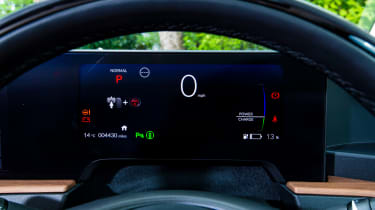 Honda e - digital driver&#039;s display