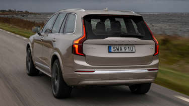 Volvo XC90 T8 - rear