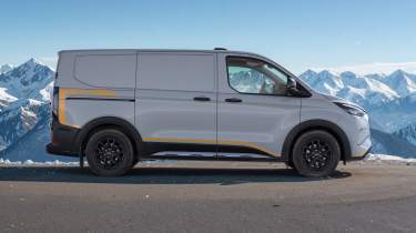 Ford E-Transit Custom - side static