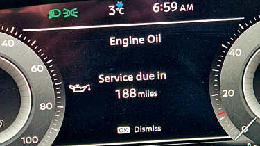 Nissan Qashqai e-Power Tekna+ - service light