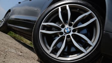 New BMW X4 2014 UK wheel