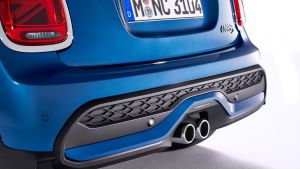 MINI 5-door hatch facelift - exhaust