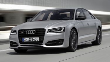 Audi S8 Plus - front action