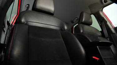 MG4 Xpower - front seats