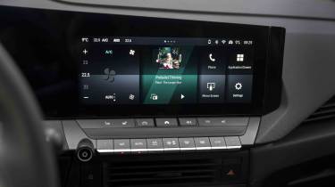 Vauxhall Astra Sports Tourer - infotainment
