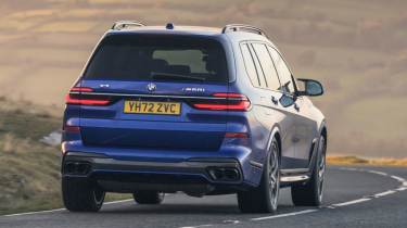 Used BMW X7 - rear cornering