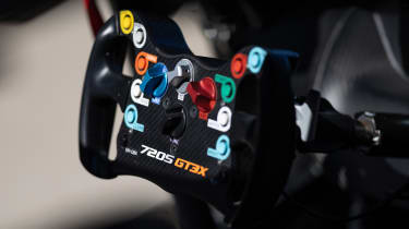 McLaren 720S GT3X - steering wheel