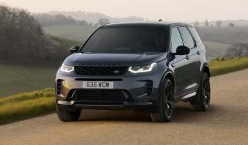 Land Rover Discovery Sport - front tracking