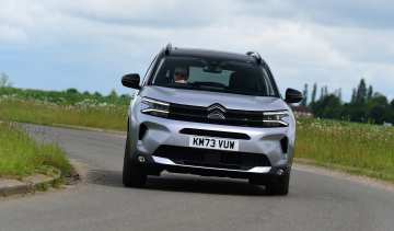 Citroen C5 Aircross - front cornering