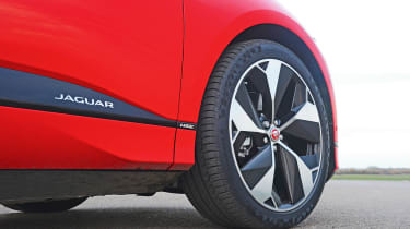 Jaguar I-Pace - wheel