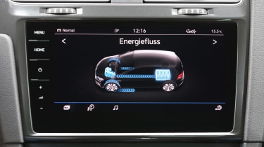 Volkswagen e-Golf - infotainment screen