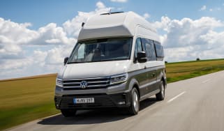 Volkswagen Grand California - front