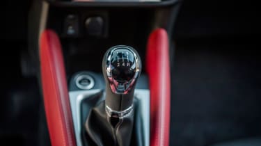 Nissan Micra 2017 petrol - gearlever