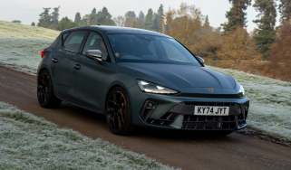 Cupra Leon - front action