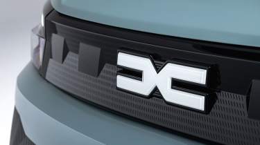 Dacia Spring 2026 - Dacia badge