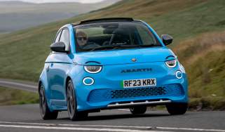 Abarth 500e Convertible - front cornering