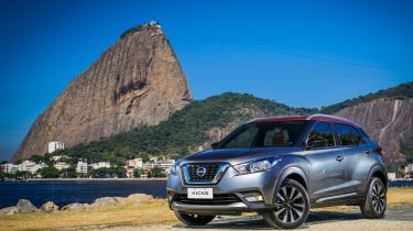 Nissan Kicks official - front quarter