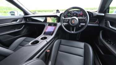 Porsche Taycan facelift - cabin