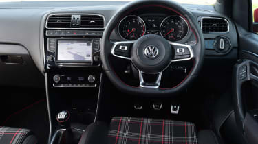 SEAT Ibiza Cupra vs VW Polo GTI - Polo interior