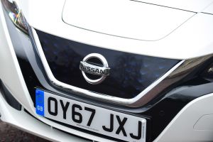 Nissan Leaf - grille