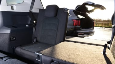 Volkswagen Tiguan Allspace vs Kia Sorento - back seat
