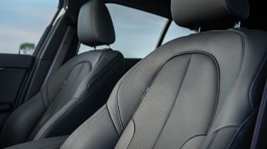 BMW 1 Series - seats